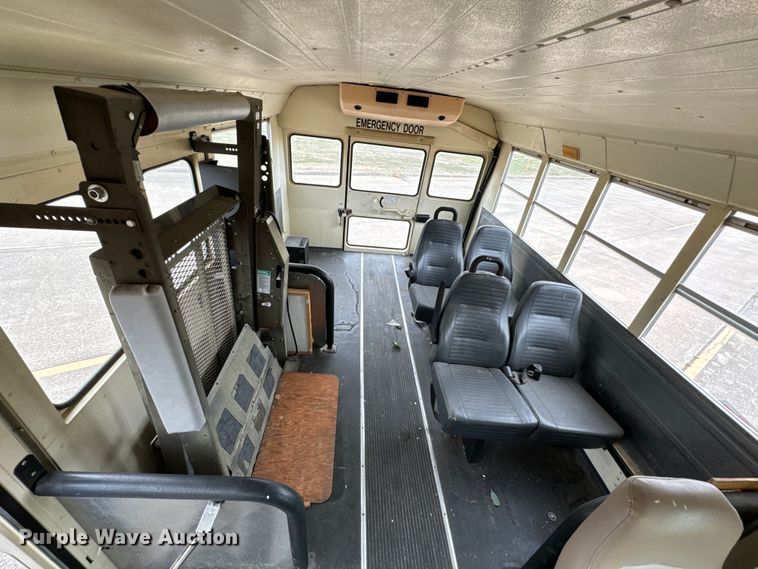 image for item OJ9694 1992 GMC Vandura school bus