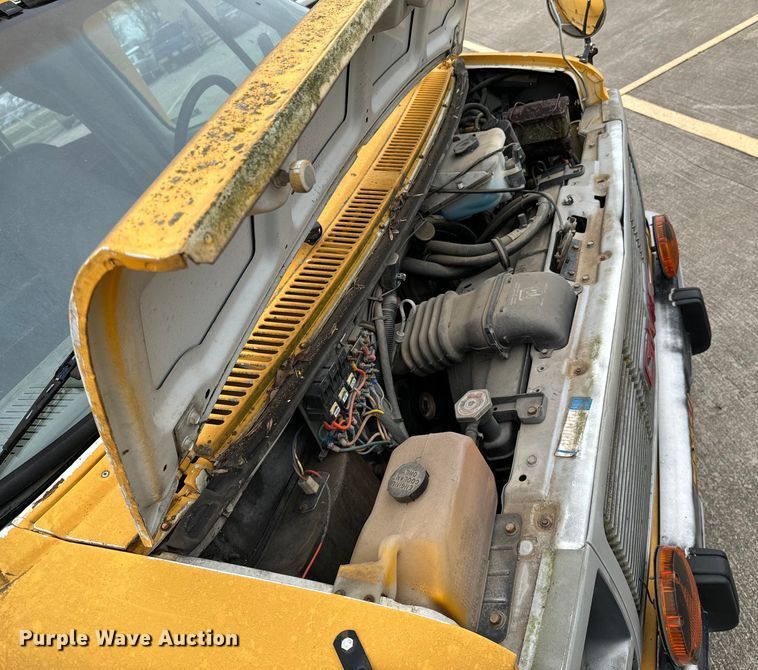 image for item OJ9694 1992 GMC Vandura school bus
