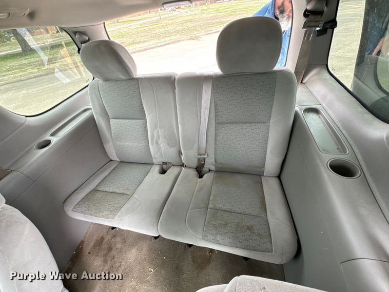 image for item OJ9695 2008 Chevrolet Uplander LS van