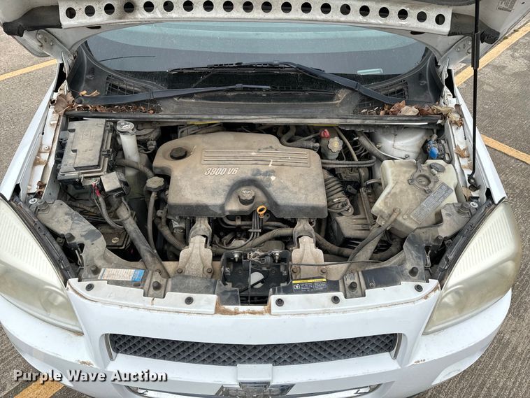 image for item OJ9695 2008 Chevrolet Uplander LS van