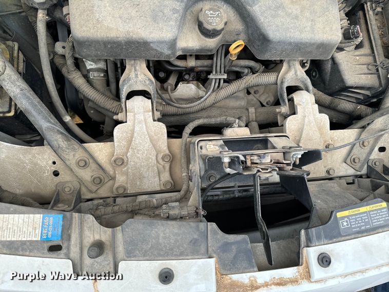 image for item OJ9695 2008 Chevrolet Uplander LS van