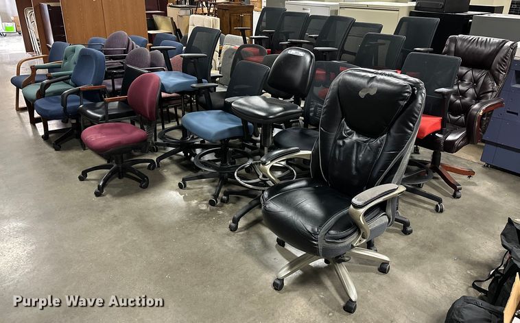 image for item OM9250 (41) office chairs 