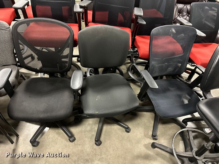 image for item OM9250 (41) office chairs 