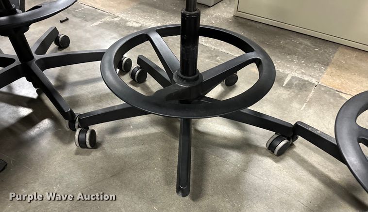 image for item OM9250 (41) office chairs 