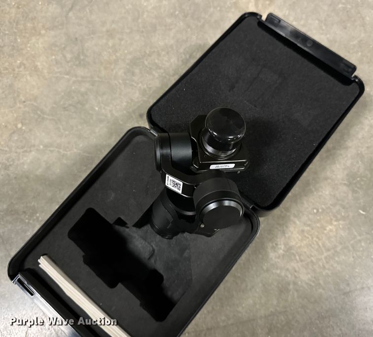 image for item OM9252 DJI Inspire 1 drone