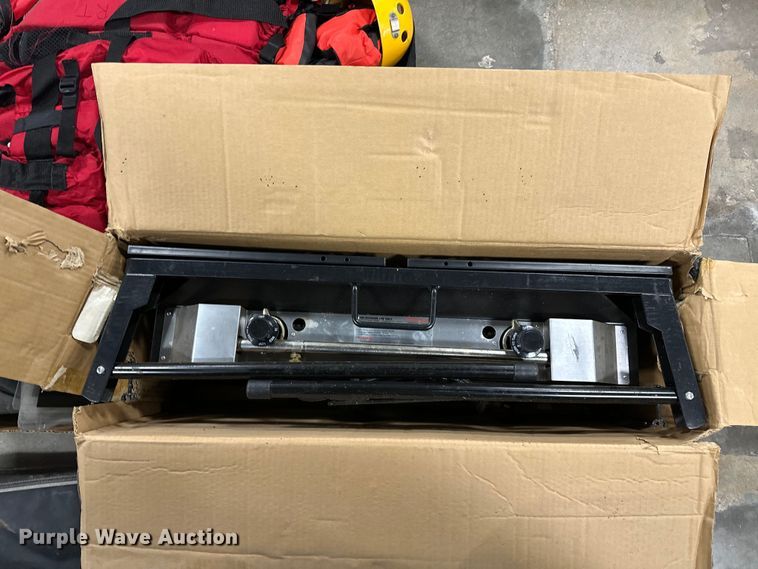 image for item OM9253 Rescue and camping gear 