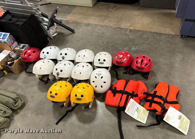 image for item OM9253 Rescue and camping gear 