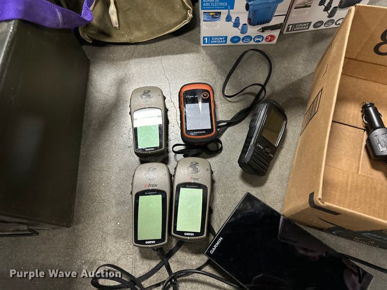 image for item OM9253 Rescue and camping gear 