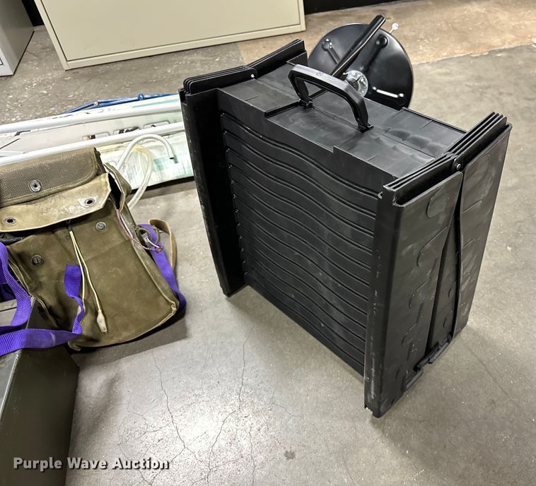 image for item OM9253 Rescue and camping gear 