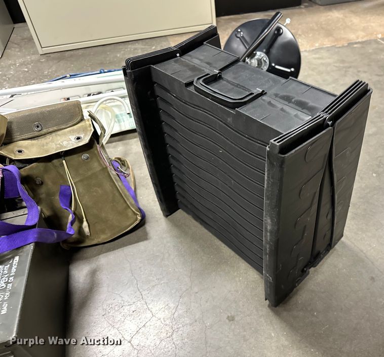 image for item OM9253 Rescue and camping gear 