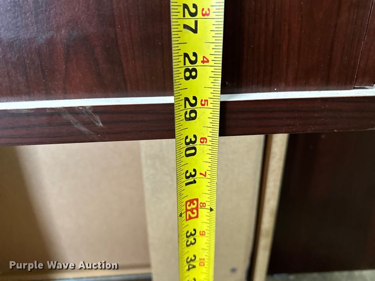 image for item OM9254 Office desk and chairs