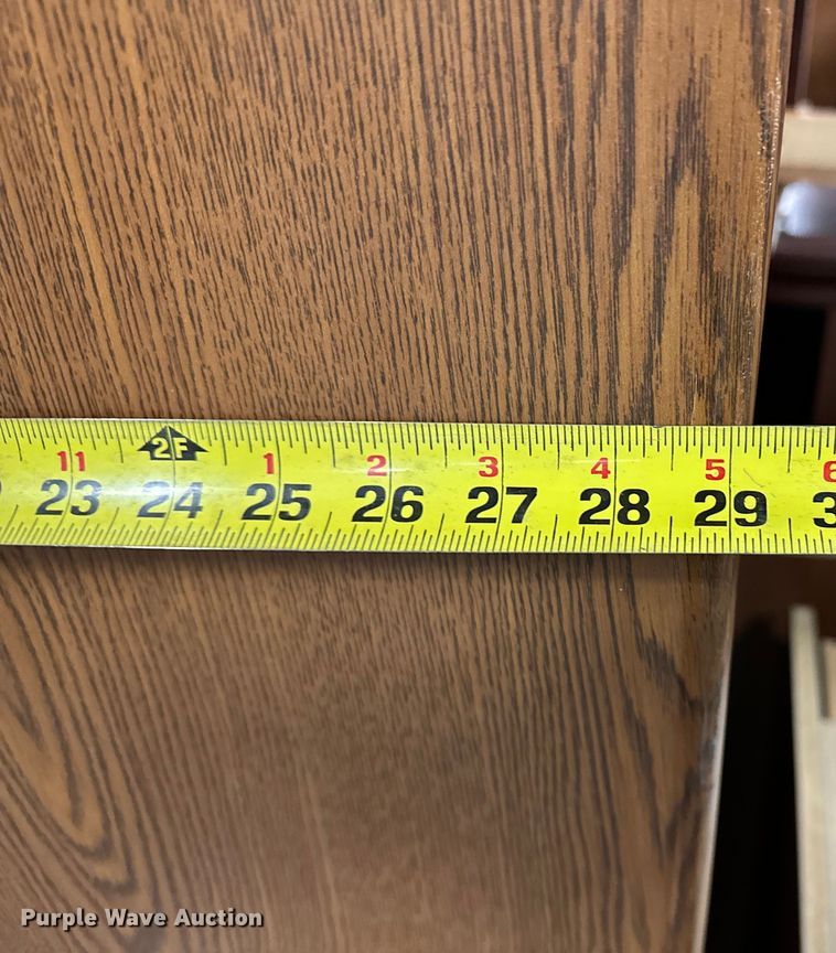 image for item OM9254 Office desk and chairs