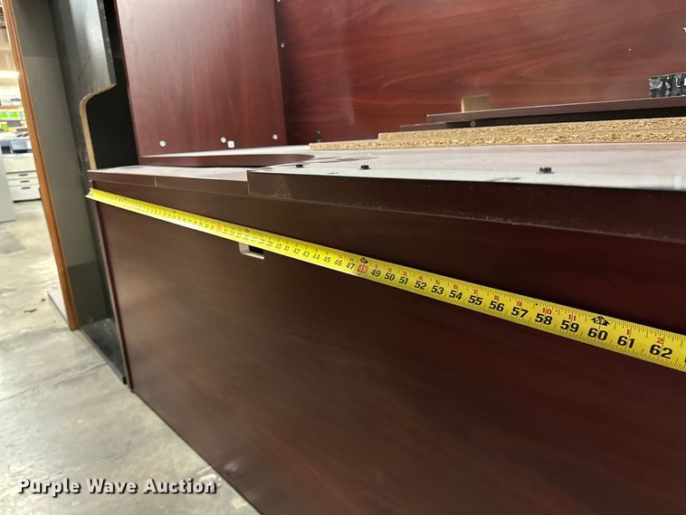 image for item OM9254 Office desk and chairs