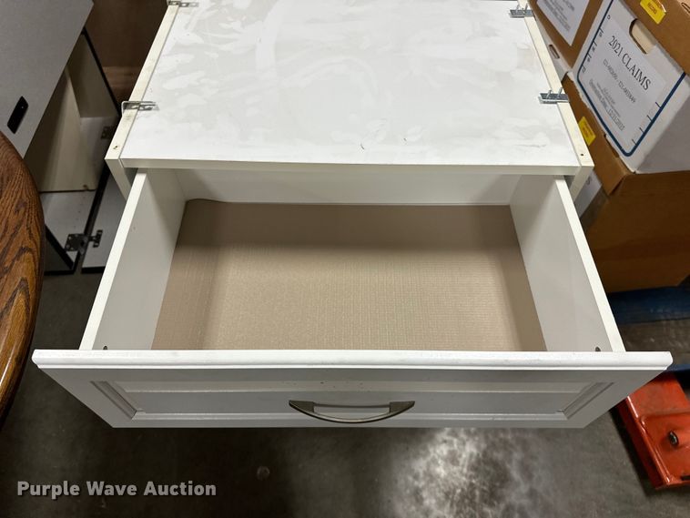 image for item OM9255 Office furniture 