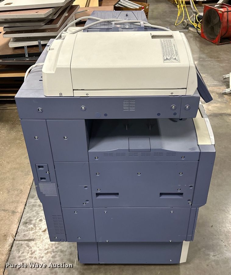 image for item OM9256 2012 Toshiba  E Studio 3040c printer and copier