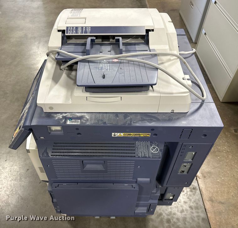 image for item OM9256 2012 Toshiba  E Studio 3040c printer and copier