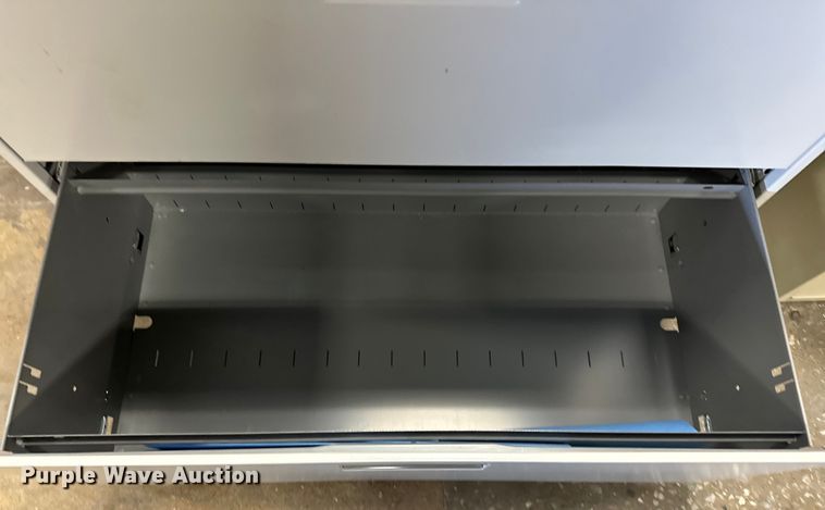 image for item OM9257 (26) file cabinets 