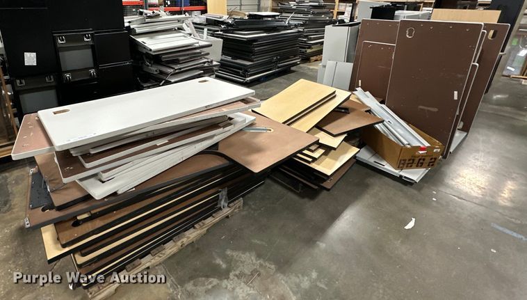 image for item OM9258 Office cubicals 