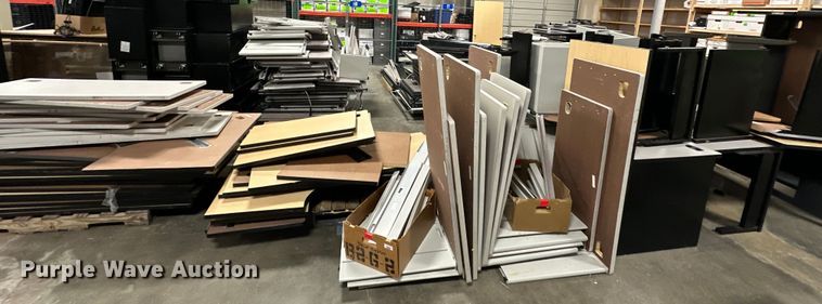 image for item OM9258 Office cubicals 