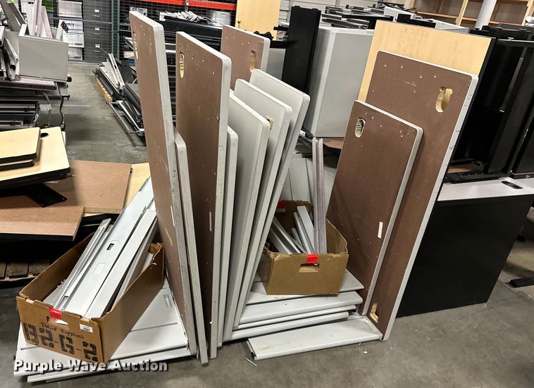 image for item OM9258 Office cubicals 