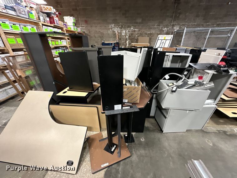 image for item OM9258 Office cubicals 