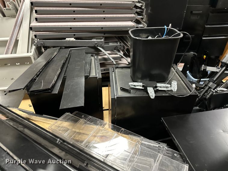 image for item OM9258 Office cubicals 