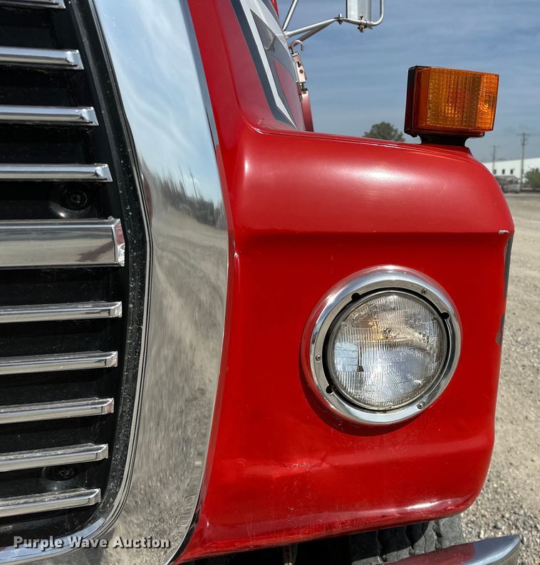 image for item OM9260 1984 Ford LT9000 tanker fire truck