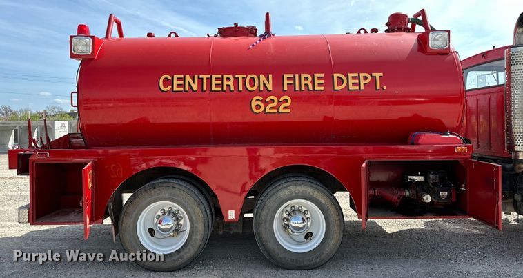 image for item OM9260 1984 Ford LT9000 tanker fire truck