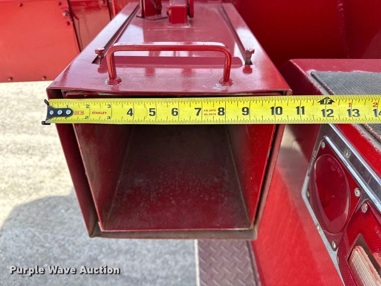 image for item OM9260 1984 Ford LT9000 tanker fire truck