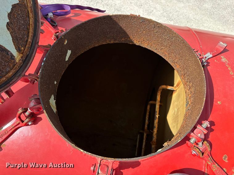 image for item OM9260 1984 Ford LT9000 tanker fire truck