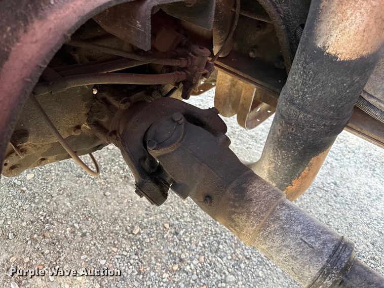 image for item OM9260 1984 Ford LT9000 tanker fire truck