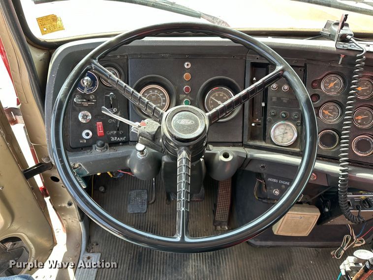 image for item OM9260 1984 Ford LT9000 tanker fire truck