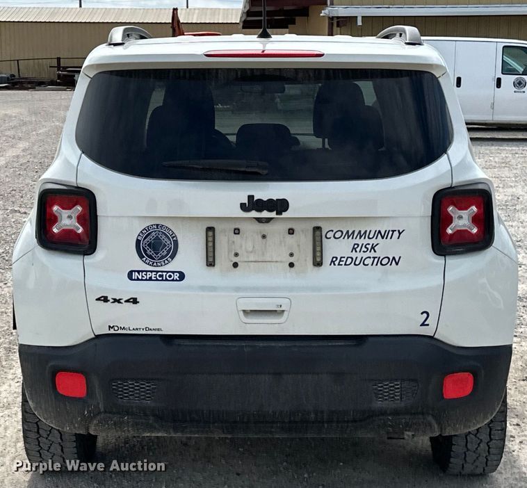 image for item OM9261 2018 Jeep Renegade  SUV