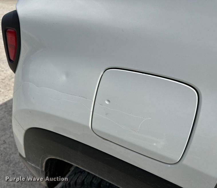 image for item OM9261 2018 Jeep Renegade  SUV