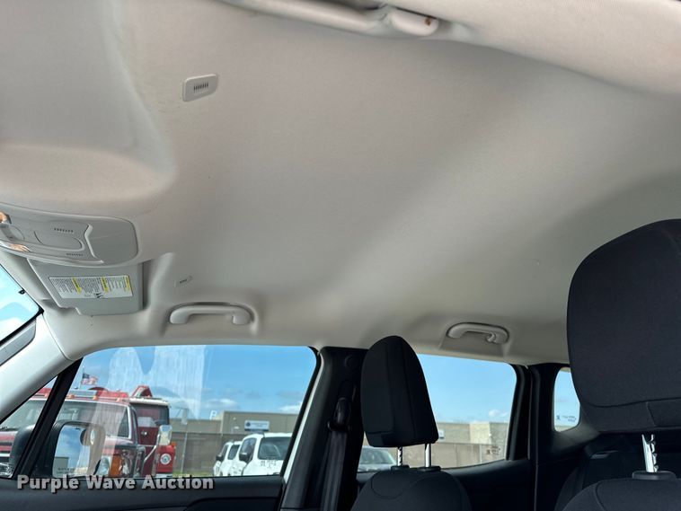 image for item OM9261 2018 Jeep Renegade  SUV