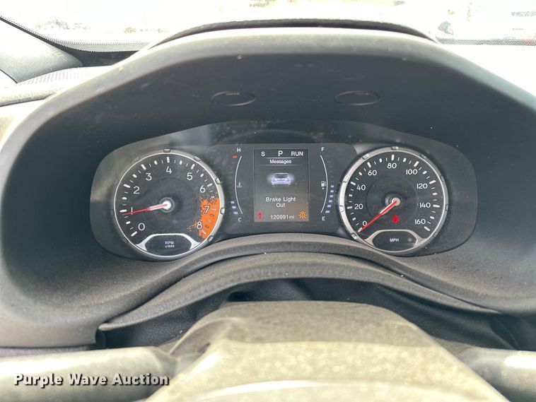 image for item OM9261 2018 Jeep Renegade  SUV