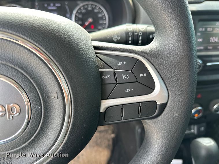 image for item OM9261 2018 Jeep Renegade  SUV