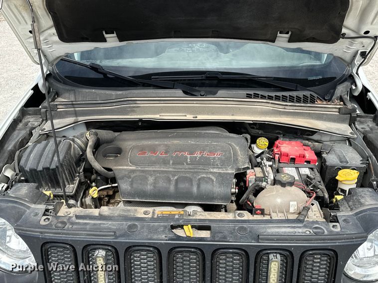 image for item OM9261 2018 Jeep Renegade  SUV