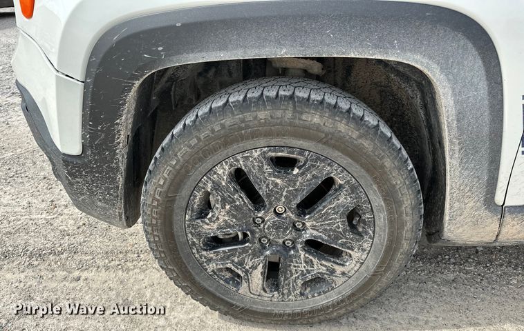 image for item OM9261 2018 Jeep Renegade  SUV