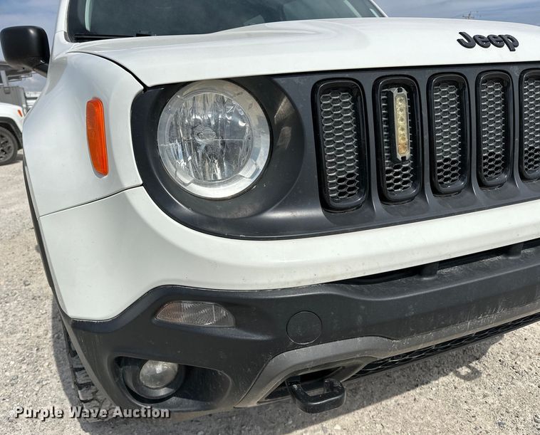 image for item OM9262 2018 Jeep Renegade  SUV