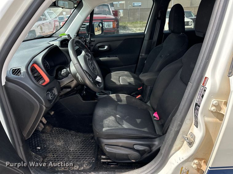 image for item OM9262 2018 Jeep Renegade  SUV