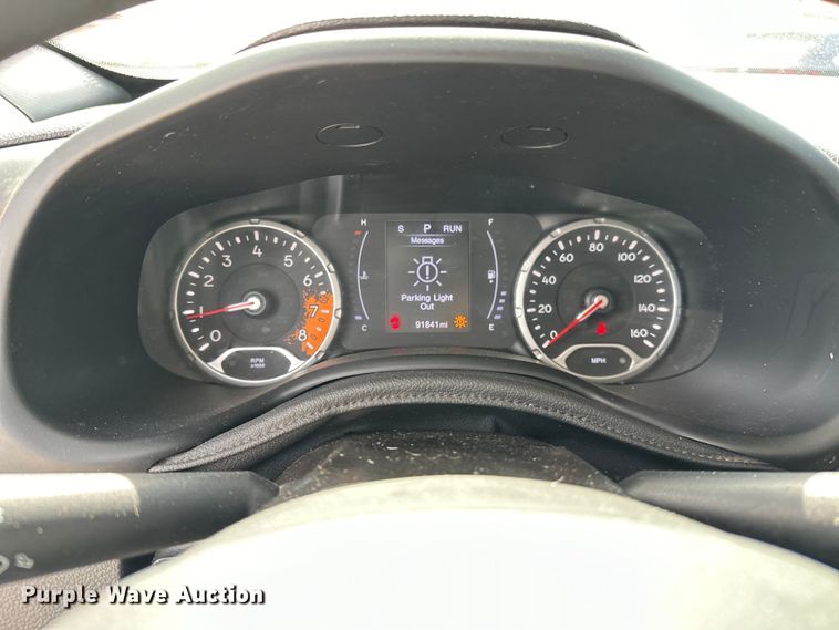 image for item OM9262 2018 Jeep Renegade  SUV