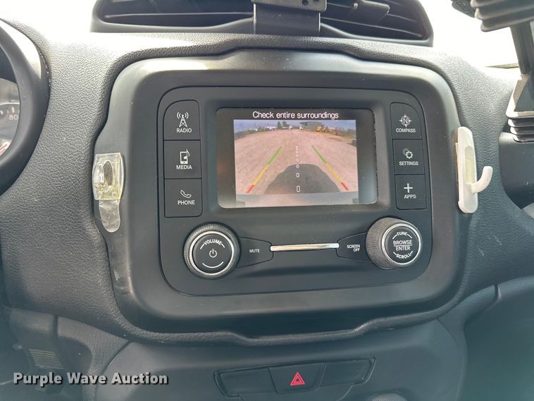 image for item OM9262 2018 Jeep Renegade  SUV