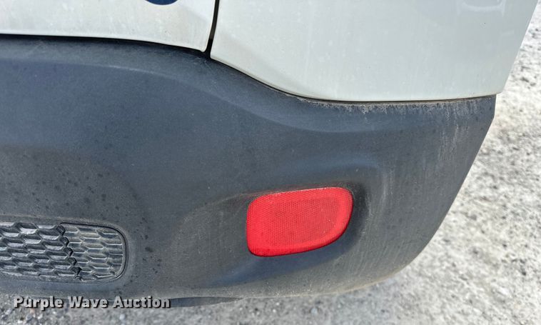 image for item OM9263 2018 Jeep Renegade SUV