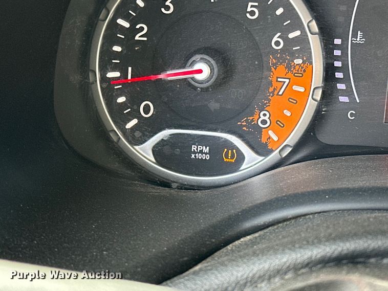 image for item OM9263 2018 Jeep Renegade SUV