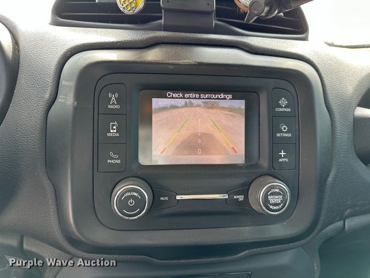 image for item OM9263 2018 Jeep Renegade SUV