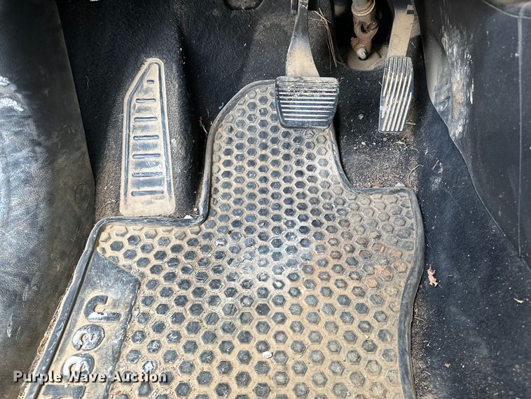 image for item OM9263 2018 Jeep Renegade SUV