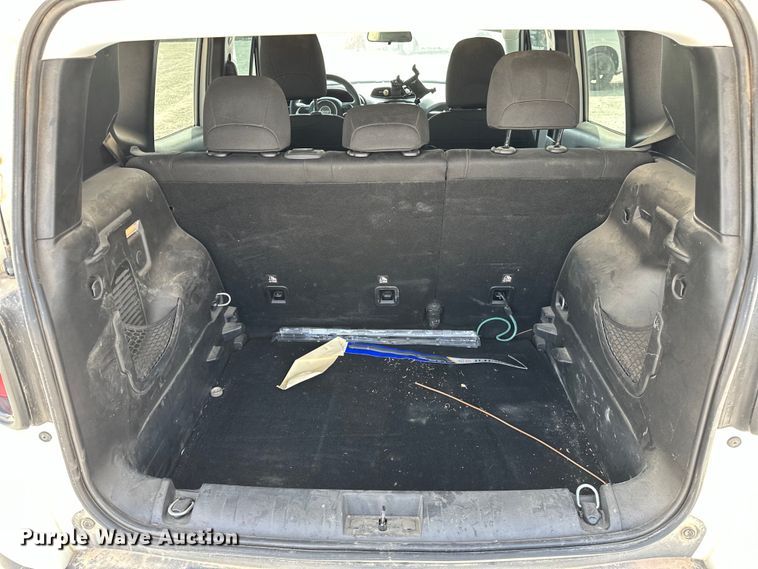 image for item OM9263 2018 Jeep Renegade SUV