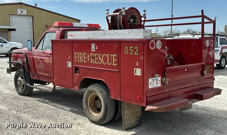 image for item OM9264 1989 Ford F350 brush fire truck