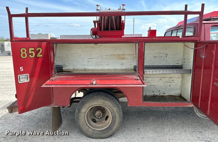 image for item OM9264 1989 Ford F350 brush fire truck